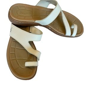 B.O.C. Slip-on Tie Loop Sandal Cream color Size 8M